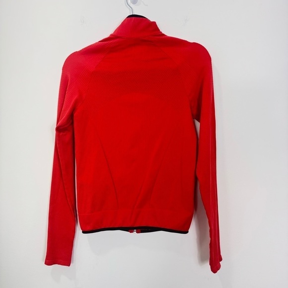 Athleta Insulated Flurry PrimaLoft Jacket Red Size S #383707 T0403 light weight - Picture 4 of 14